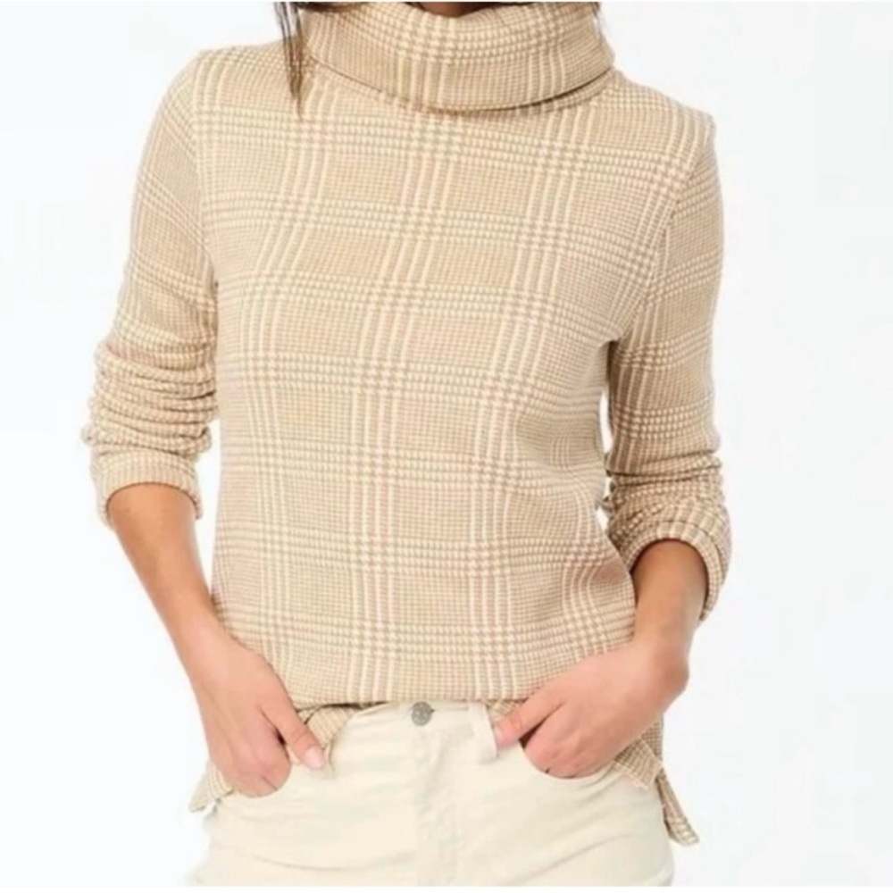 J. Crew Camel and Ivory Turtleneck Pullover Sweater S001